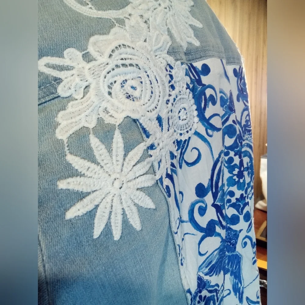 Jean jacket - Picture 4 of 4